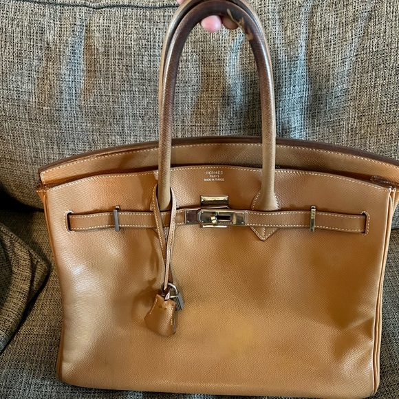 Authentic Hermès Birkin 35—Ask for more pics! - Picture 2 of 10